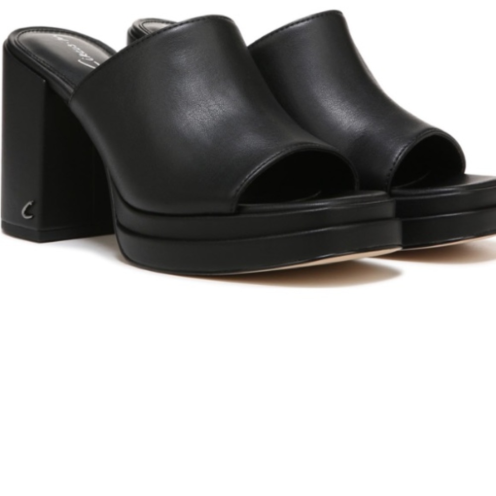 BNIB CIRCUS NY BLACK PLATFORM SLIDES SIZE 8 WOMENS- NEVER WORN PERFECT CONDITION